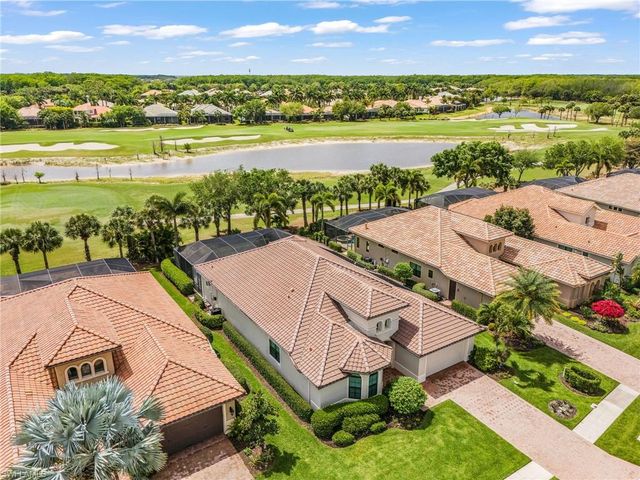 11942 Heather Woods CT, Naples, FL 34120