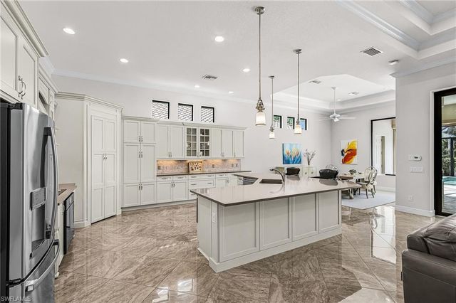 11942 Heather Woods CT, Naples, FL 34120