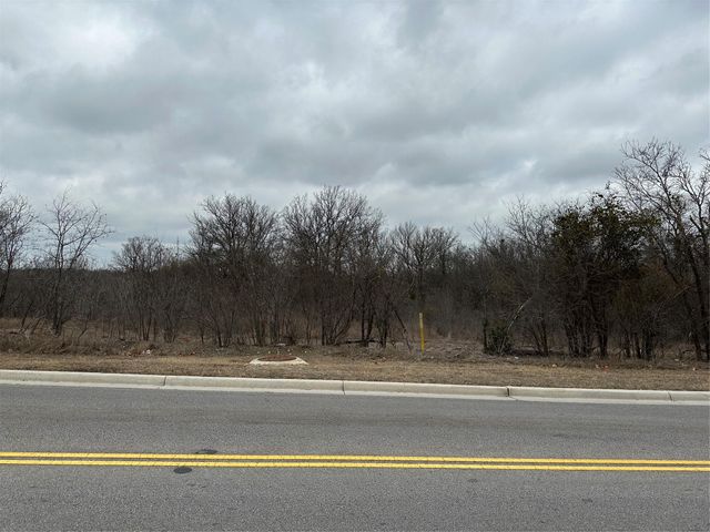 3 Lehman RD, Kyle, TX 78640