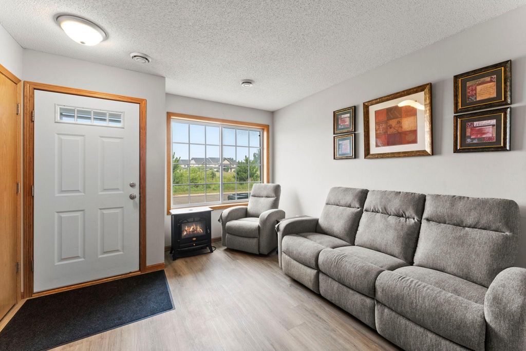 345 Roosevelt Street S H, Cambridge, MN 55008 — photo 3