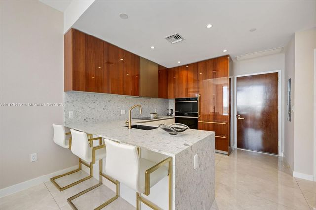 2678 Tigertail Ave 1705, Miami, FL 33133