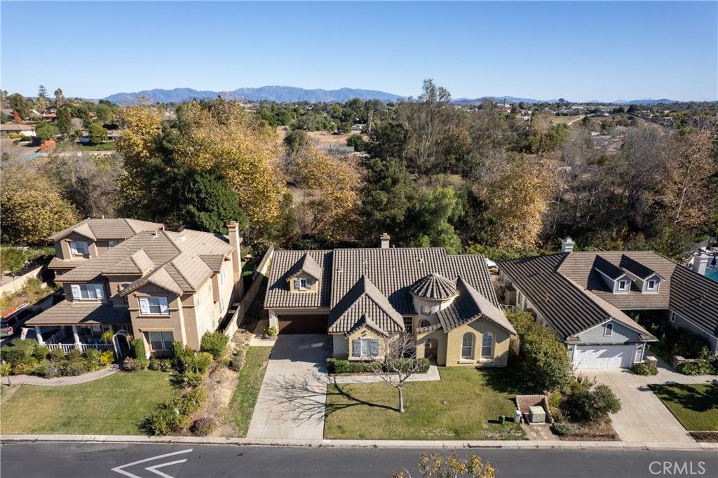 1031 Inverlochy Drive, Fallbrook, CA 92028 — photo 2