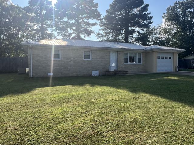 176 Thompson Dr, Minor Hill, TN 38473