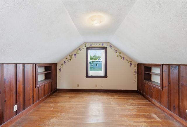 3 Inwood Rd, Auburn, MA 01501