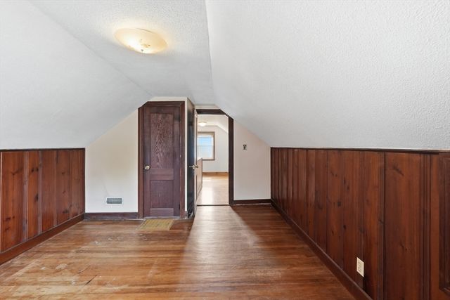 3 Inwood Rd, Auburn, MA 01501
