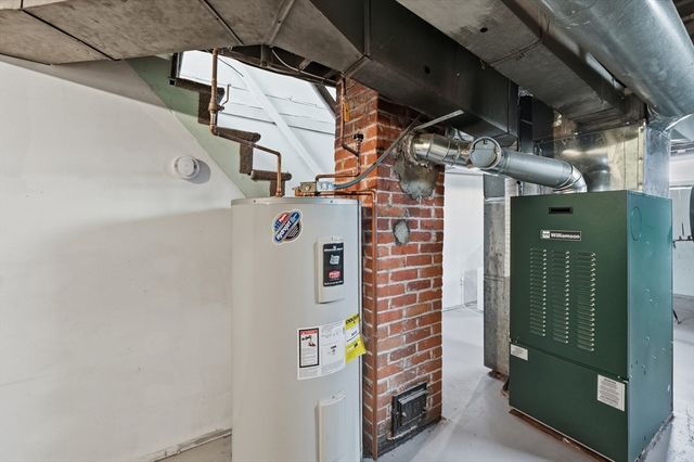 3 Inwood Rd, Auburn, MA 01501