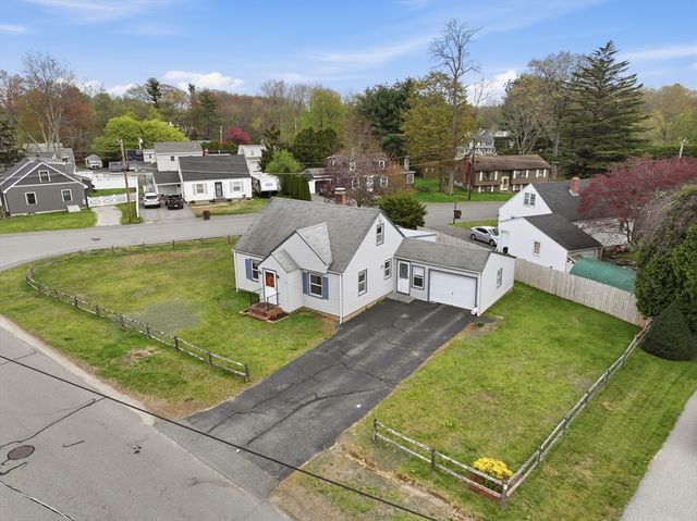 3 Inwood Rd, Auburn, MA 01501