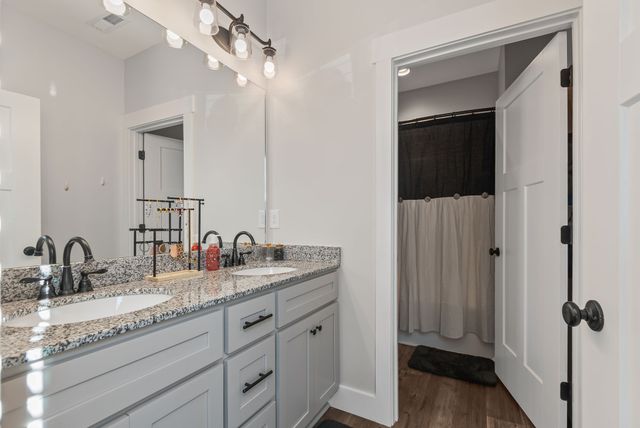 2713 McConnell Rd, Cornersville, TN 37047