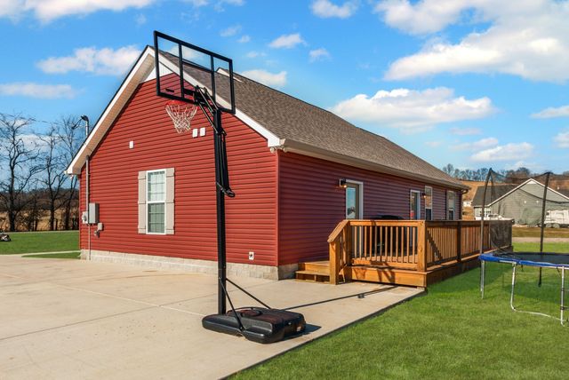 2713 McConnell Rd, Cornersville, TN 37047