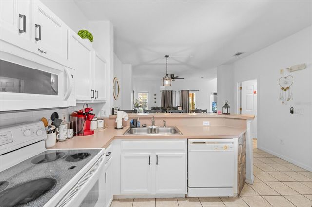 1118 PARK RIDGE CIRCLE, Kissimmee, FL 34746