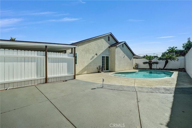 16741 Leafwood, Huntington Beach, CA 92647
