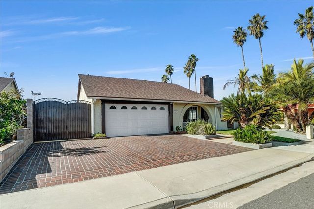 16741 Leafwood, Huntington Beach, CA 92647