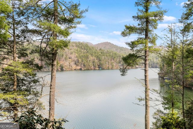 3914 Brandon Mill Road, Lakemont, GA 30552