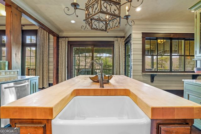 3914 Brandon Mill Road, Lakemont, GA 30552