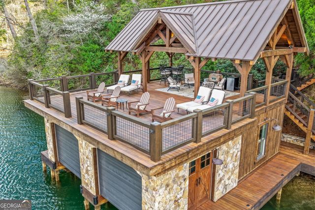 3914 Brandon Mill Road, Lakemont, GA 30552