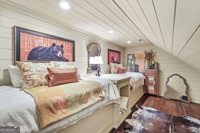 3914 Brandon Mill Road, Lakemont, GA 30552