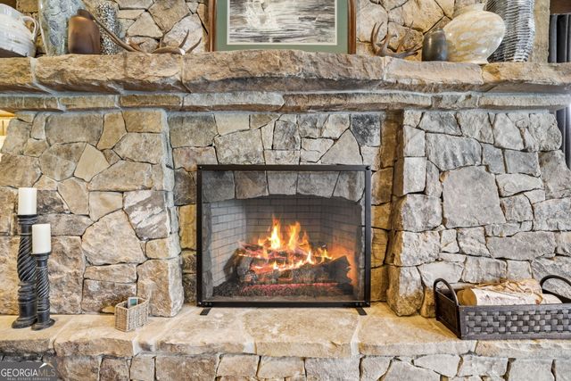 3914 Brandon Mill Road, Lakemont, GA 30552