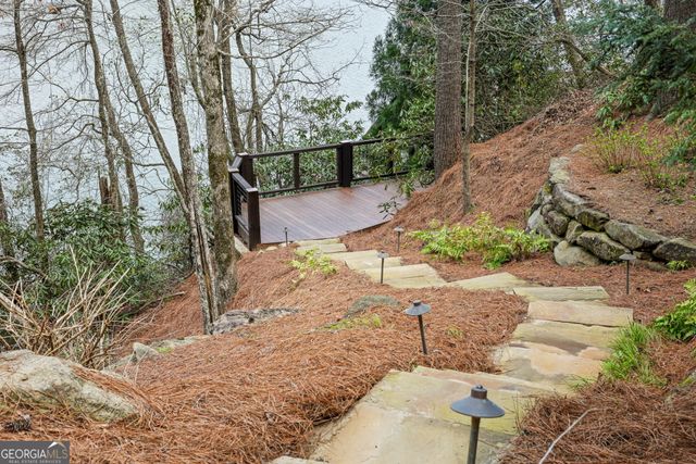 3914 Brandon Mill Road, Lakemont, GA 30552