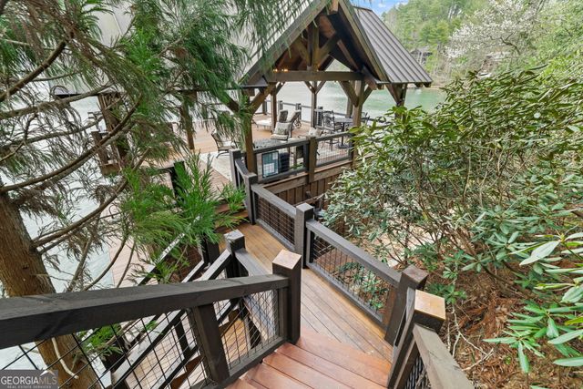 3914 Brandon Mill Road, Lakemont, GA 30552