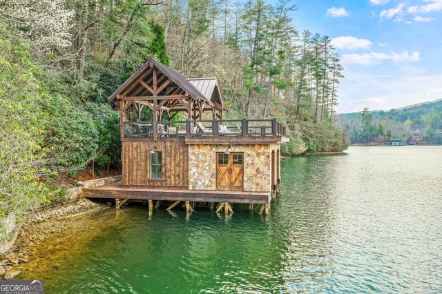 3914 Brandon Mill Road, Lakemont, GA 30552