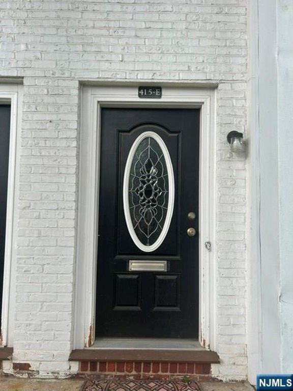 415 Ridge Road E, North Arlington, NJ 07031