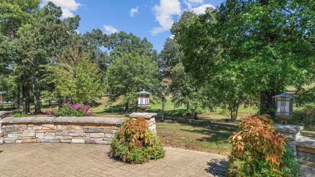 146 Country Club Drive, Nevada, MO 64772