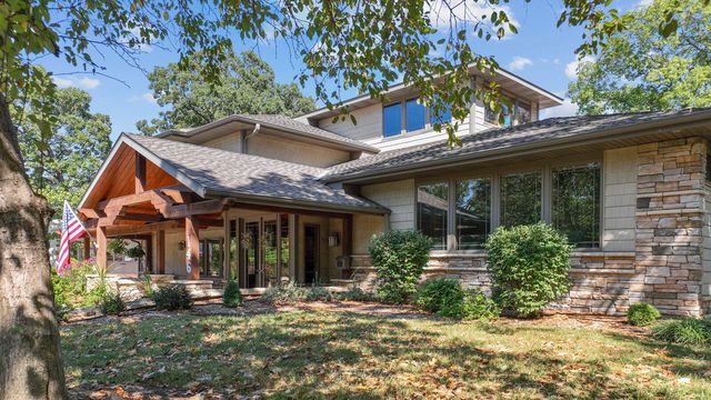 146 Country Club Drive, Nevada, MO 64772