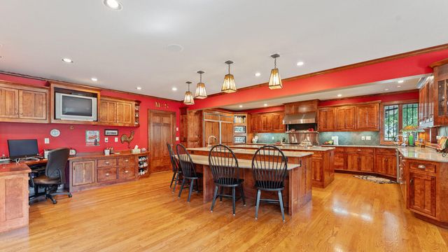 146 Country Club Drive, Nevada, MO 64772