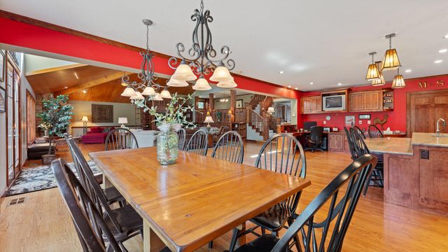 146 Country Club Drive, Nevada, MO 64772