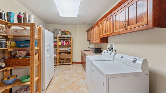 146 Country Club Drive, Nevada, MO 64772