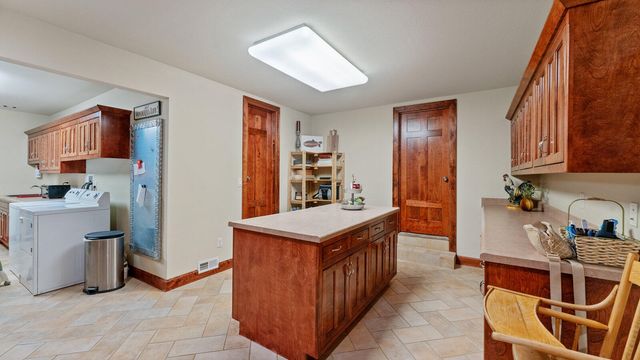 146 Country Club Drive, Nevada, MO 64772