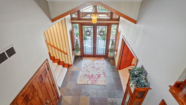 146 Country Club Drive, Nevada, MO 64772