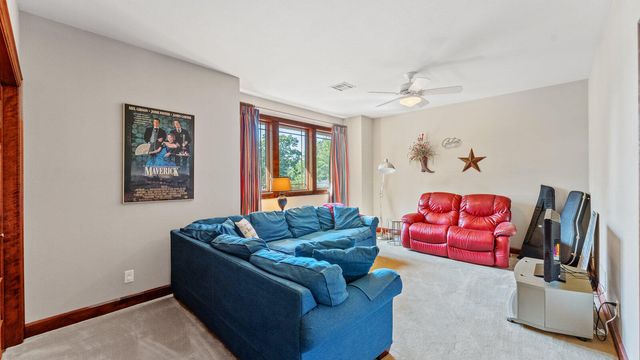 146 Country Club Drive, Nevada, MO 64772