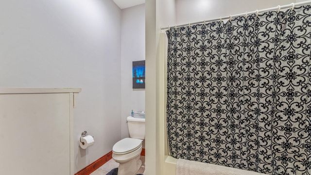 146 Country Club Drive, Nevada, MO 64772