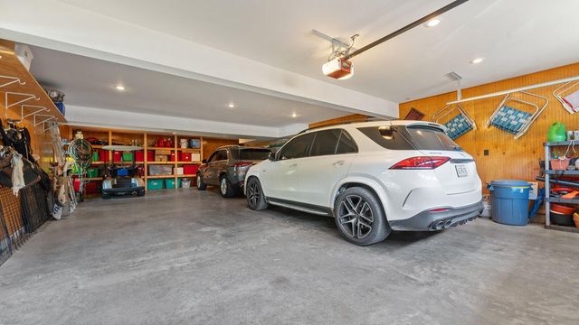 146 Country Club Drive, Nevada, MO 64772