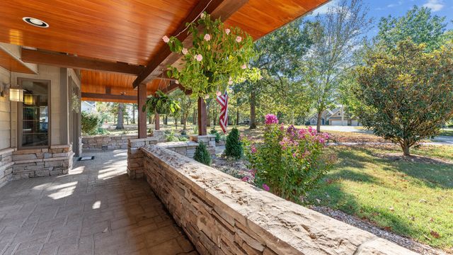 146 Country Club Drive, Nevada, MO 64772