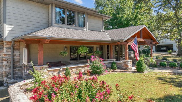 146 Country Club Drive, Nevada, MO 64772
