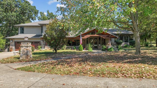 146 Country Club Drive, Nevada, MO 64772