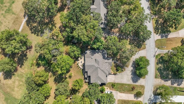 146 Country Club Drive, Nevada, MO 64772