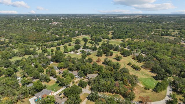 146 Country Club Drive, Nevada, MO 64772