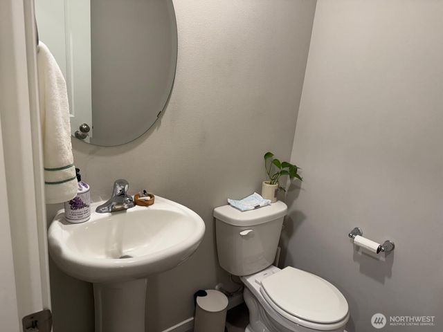 18795 108th Avenue E, Puyallup, WA 98374