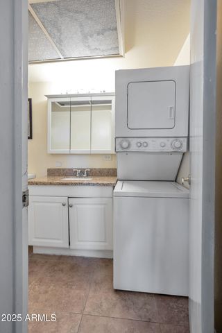 2416 E UNIVERSITY Drive 4, Mesa, AZ 85213