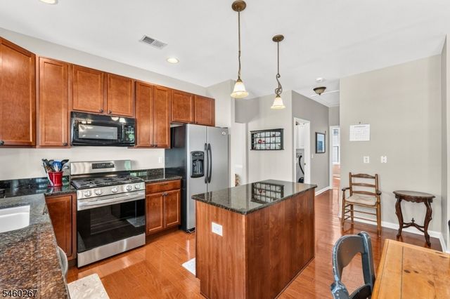 23 Constitution Way, Franklin Twp., NJ 08873
