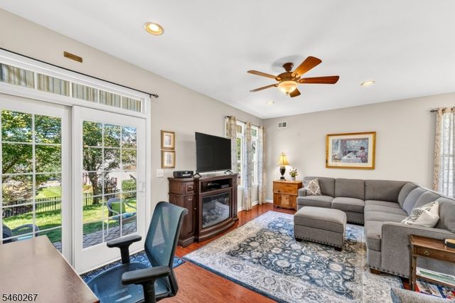 23 Constitution Way, Franklin Twp., NJ 08873
