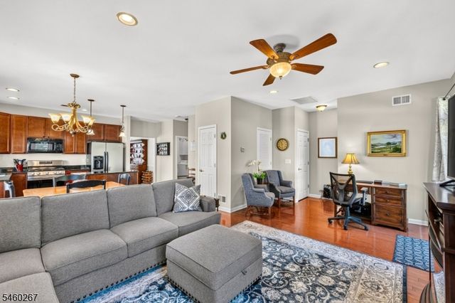 23 Constitution Way, Franklin Twp., NJ 08873