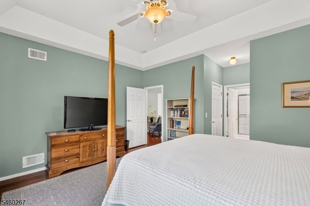 23 Constitution Way, Franklin Twp., NJ 08873