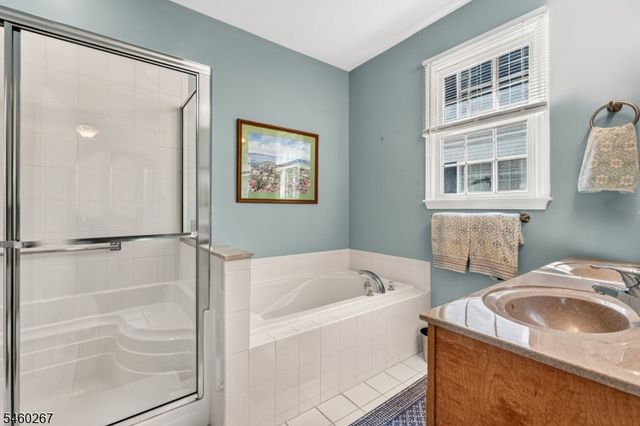 23 Constitution Way, Franklin Twp., NJ 08873