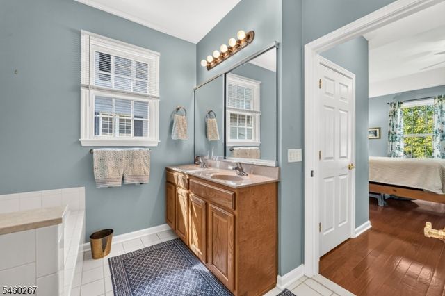 23 Constitution Way, Franklin Twp., NJ 08873