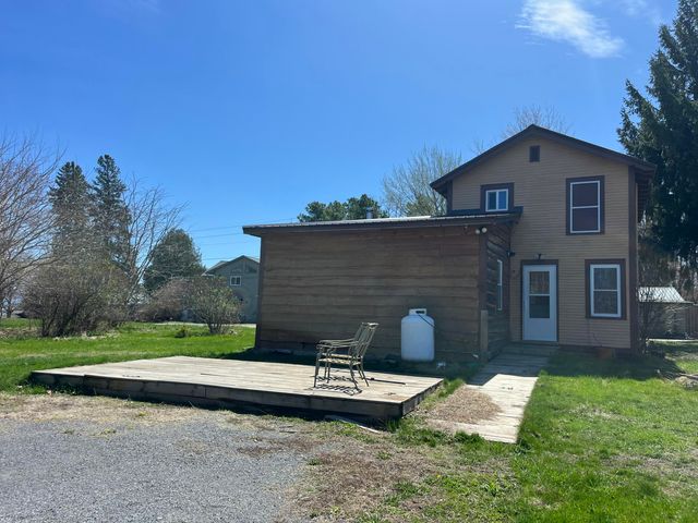 52 Washington Street, Port Kent, NY 12975
