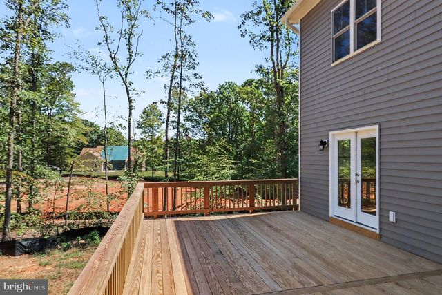 544 NOAHS LANDING DR, Bumpass, VA 23024